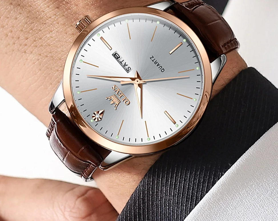  Men Watches Leather Strap 